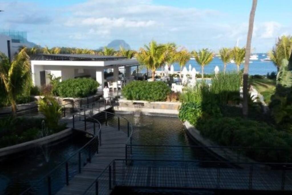 Latitude Luxury Seafront Suite Rivière Noire Εξωτερικό φωτογραφία