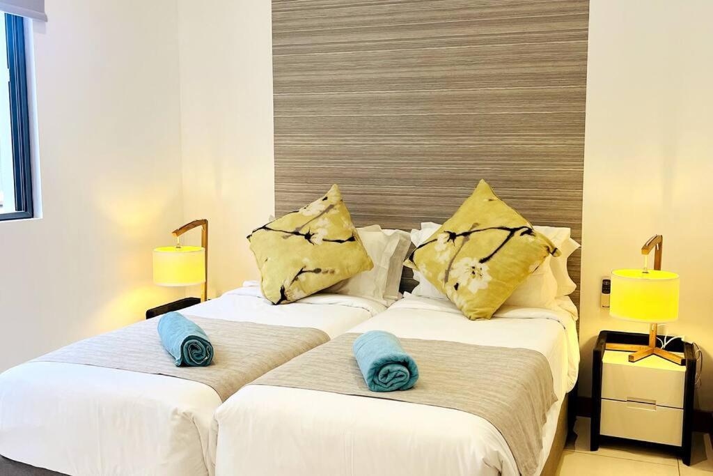 Latitude Luxury Seafront Suite Rivière Noire Εξωτερικό φωτογραφία
