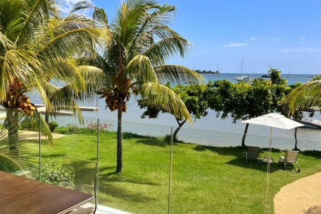 Latitude Luxury Seafront Suite Rivière Noire Εξωτερικό φωτογραφία