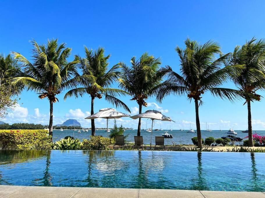 Latitude Luxury Seafront Suite Rivière Noire Εξωτερικό φωτογραφία